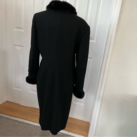 Vintage Saks 5th Ave Teri Jon Lightweight Black Fur Accent Car  Coat 14 - Picture 4 of 14